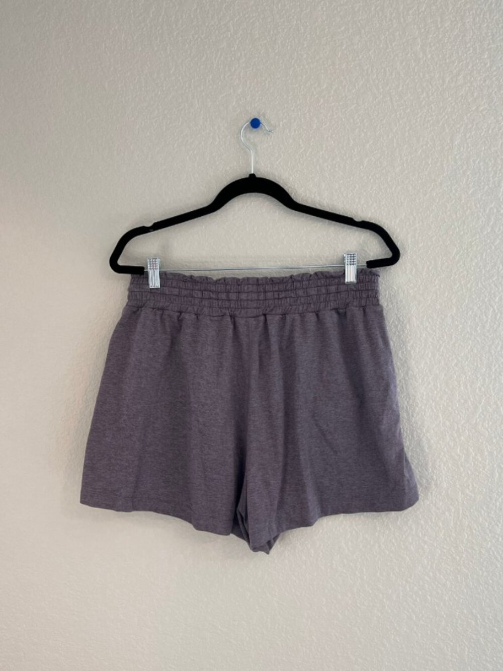 Vuori Women’s Heather Purple Drawstring Lounge Shorts Size Large - Picture 2 of 4